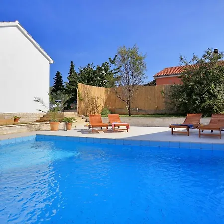 度假居 My Dalmatia - Beatrice With Private Swimming Pool 扎达尔